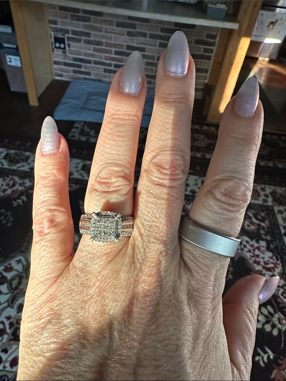 Amazing♥️ 10k gold diamond wedding ring - Picture 11 of 11
